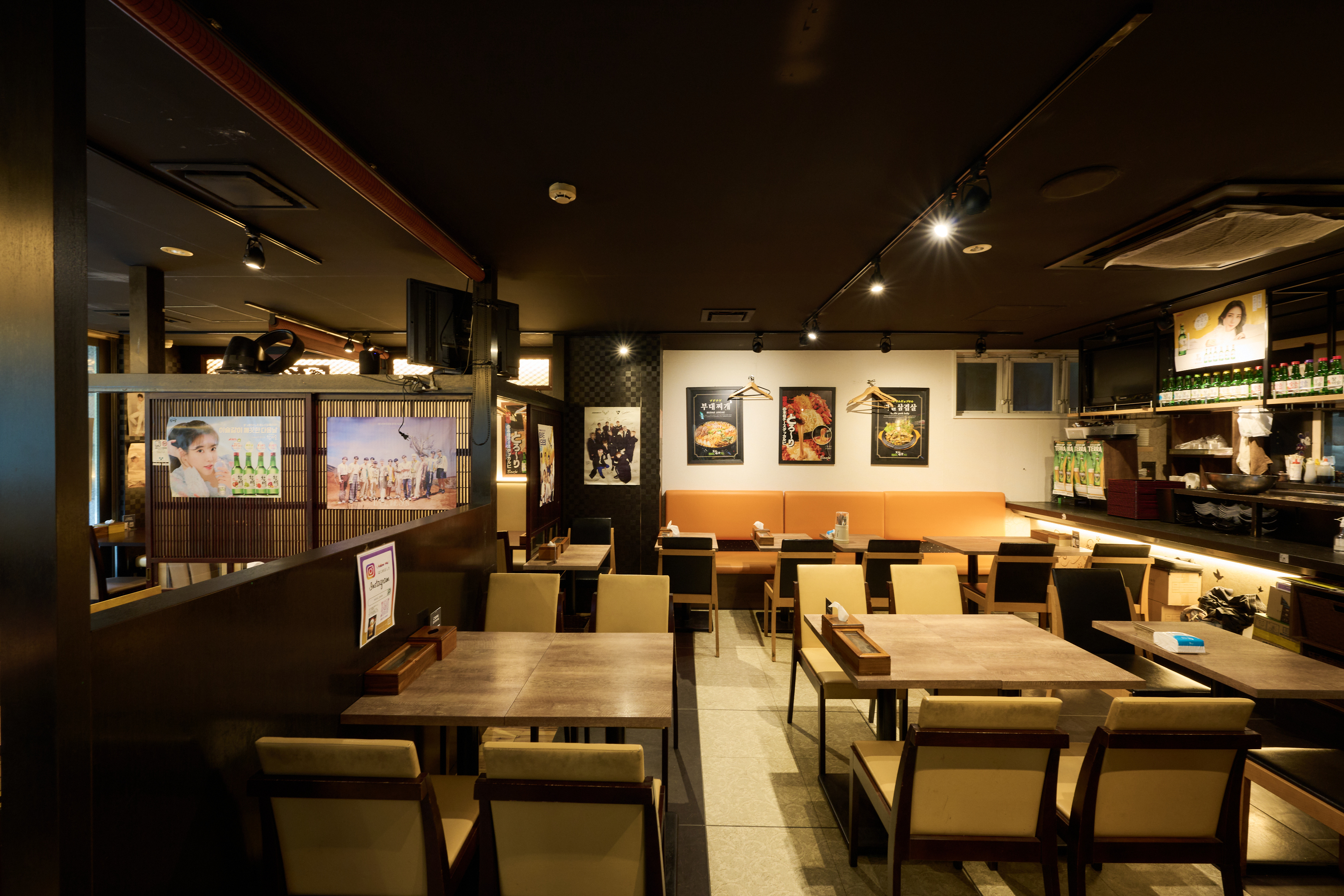 広々した落ち着いた空間